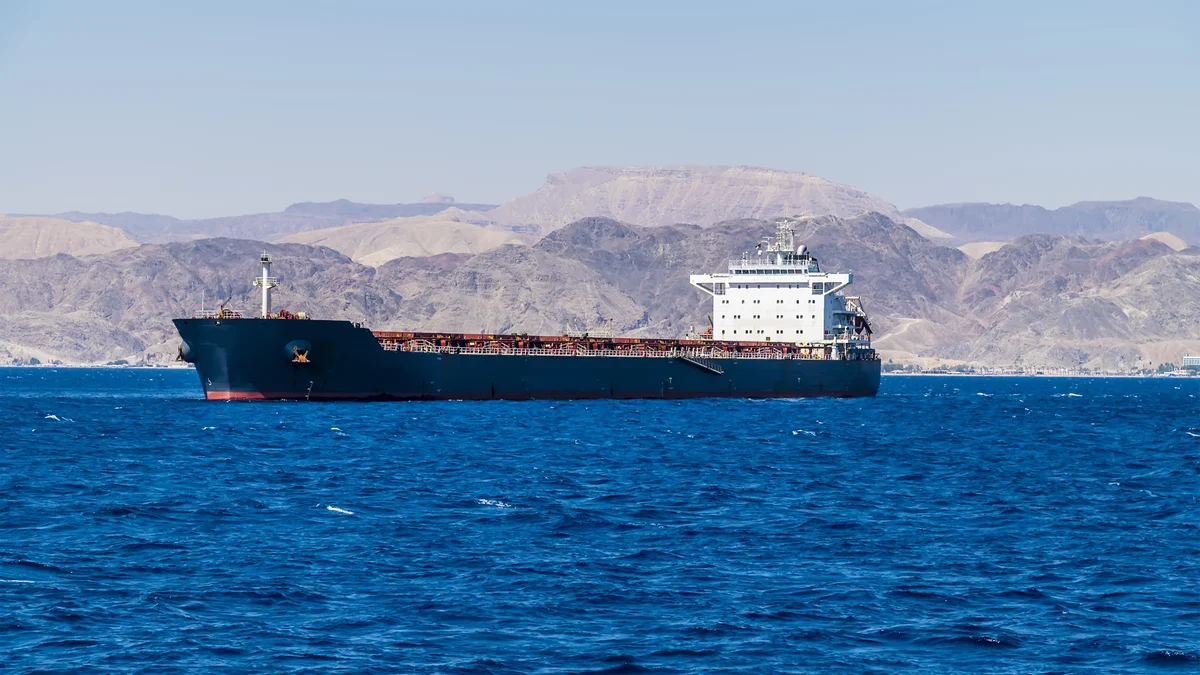 Saudi Arabia’s May Yanbu/Jeddah base oil exports rise